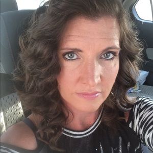 Meet your Posher, Trina